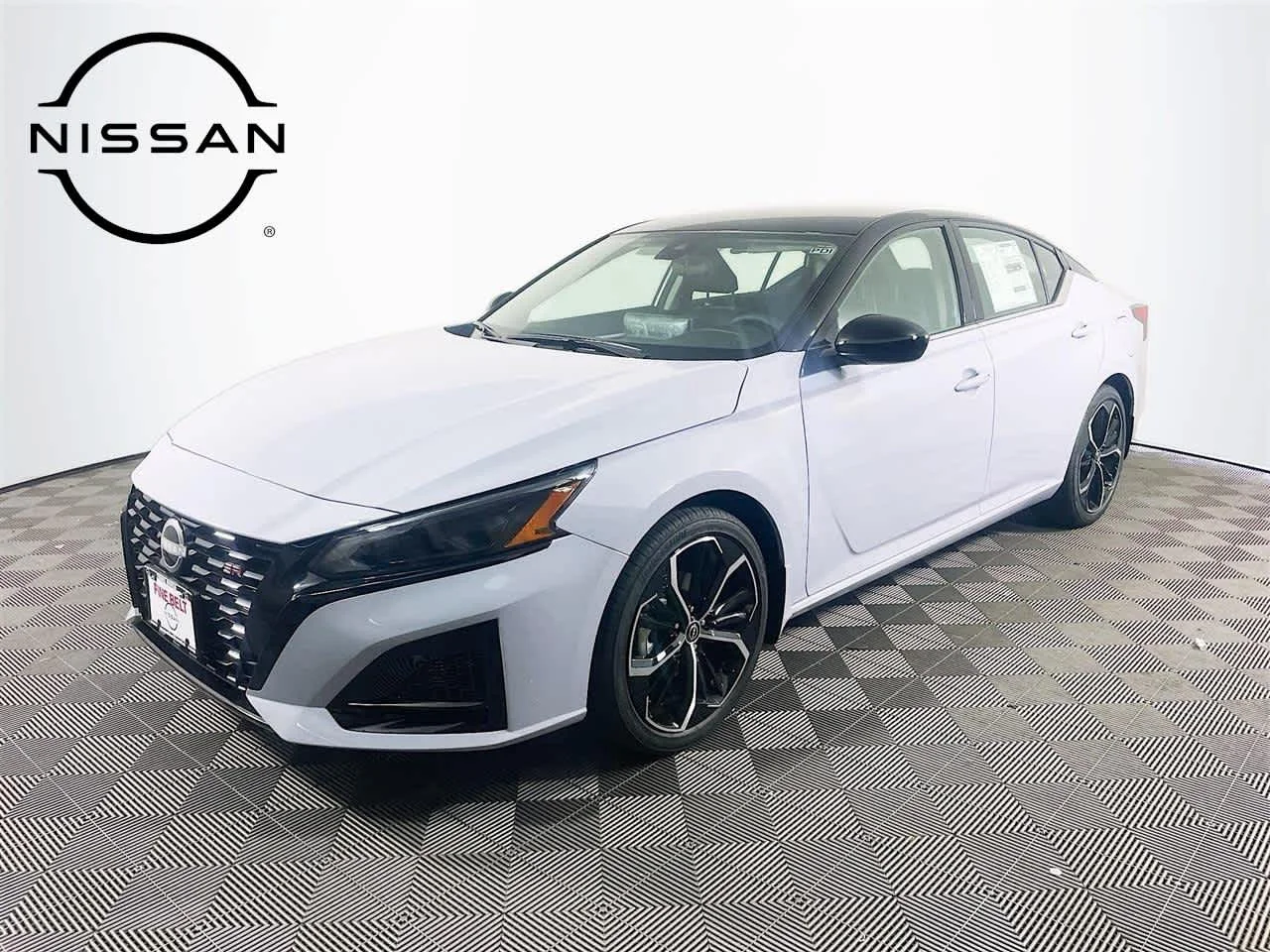 2026 Nissan Altima SR