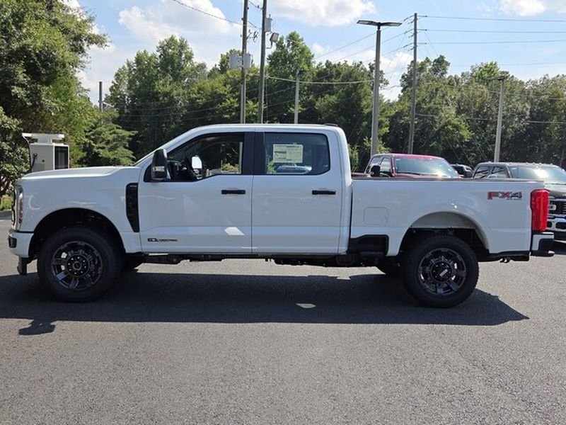 New 2026 Oxford White Ford F-250® XL image 5