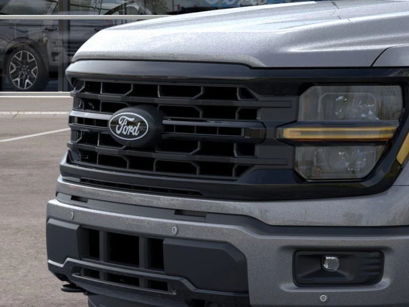 New 2026 Carbonized Gray Metallic Ford XLT image 18
