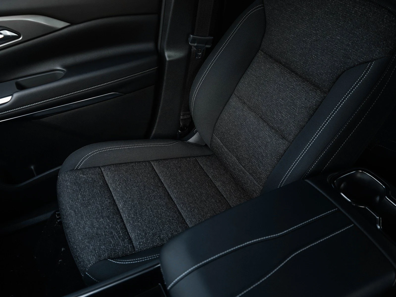 New 2026 Mosaic Black Metallic Chevrolet LT image 26