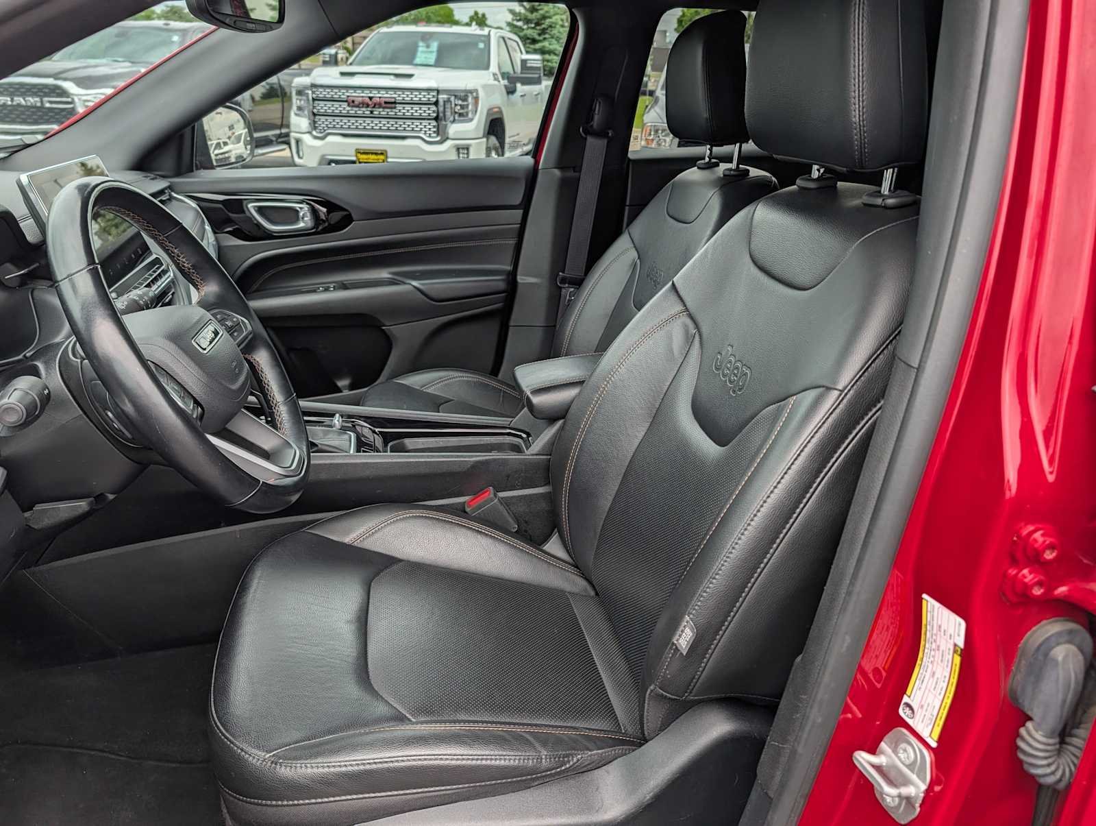 Used 2022 Redline Pearlcoat Jeep (RED) Edition image 9
