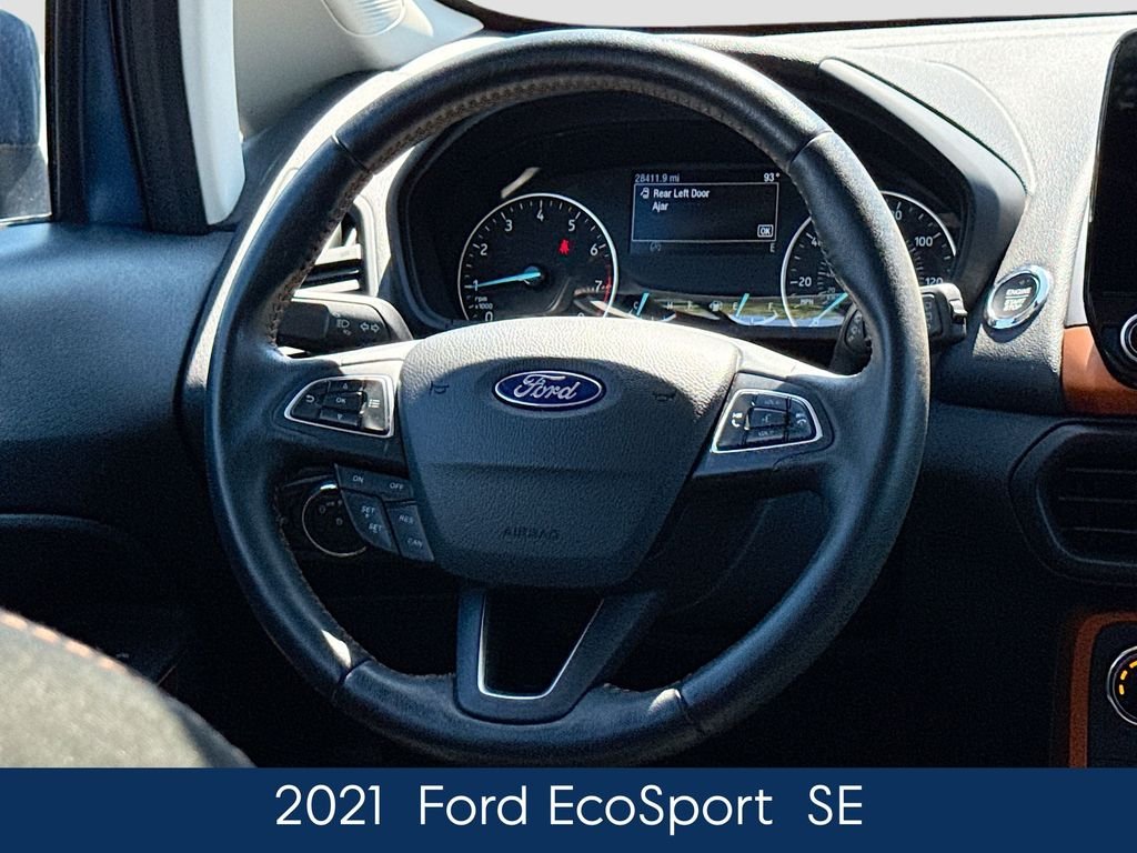 Used 2021 Blue Ford SE image 29