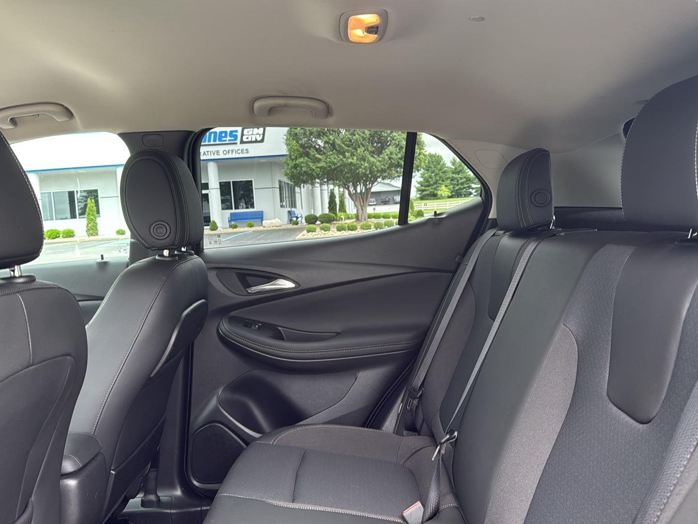 Used 2023 Sapphire Metallic Buick Preferred image 8