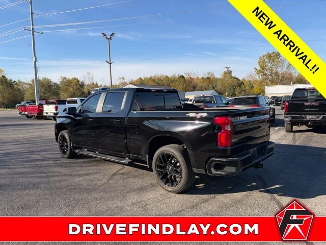 Used 2024 Black Chevrolet RST image 9