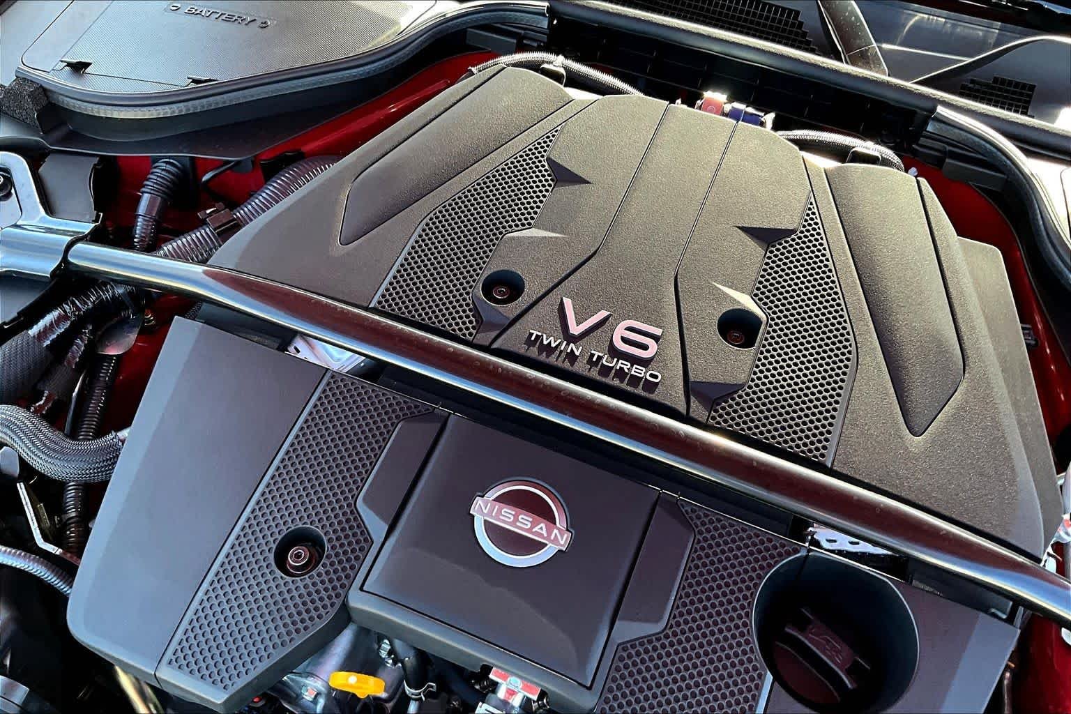 New 2026 Solid Red / Super Black Two-tone Nissan Performance image 17