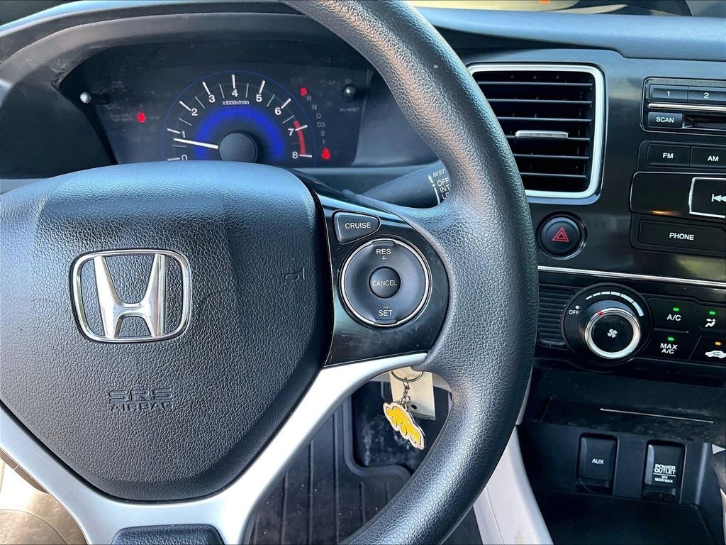Used 2013 Silver Honda LX image 23