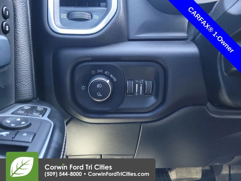 Used 2023 Delmonico Red Pearlcoat Ram Laramie image 25