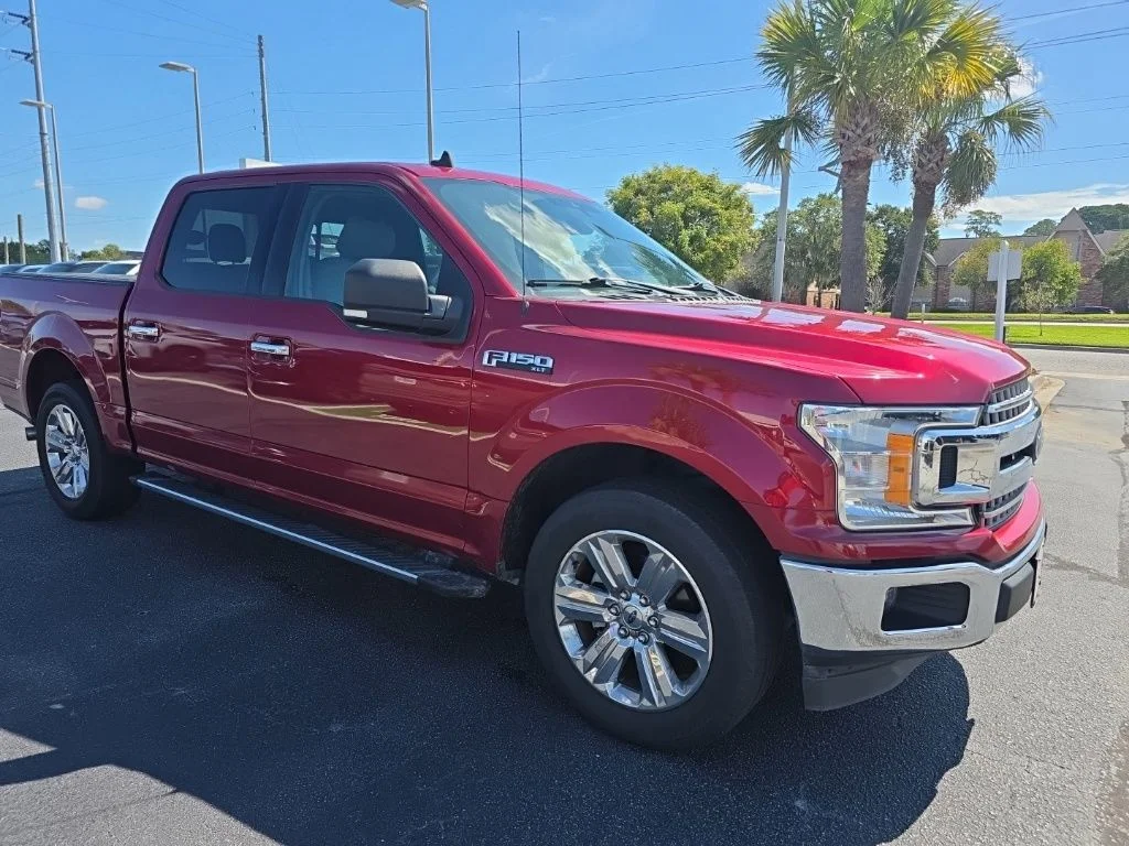 Used 2019 Ruby Red Metallic Tinted Clearcoat Ford XLT image 1