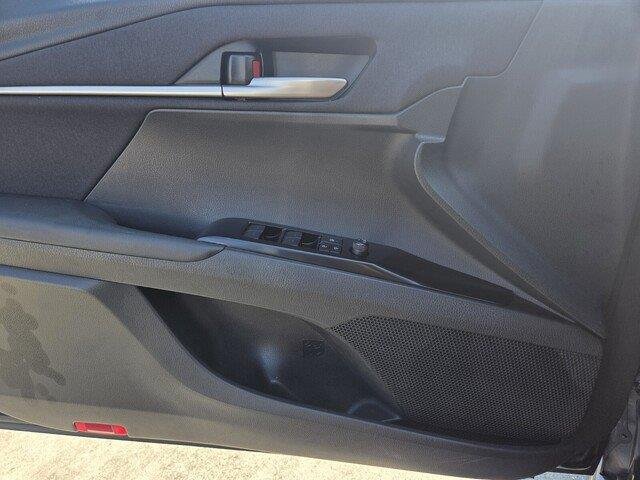 Used 2025 BLACK Toyota LE image 24