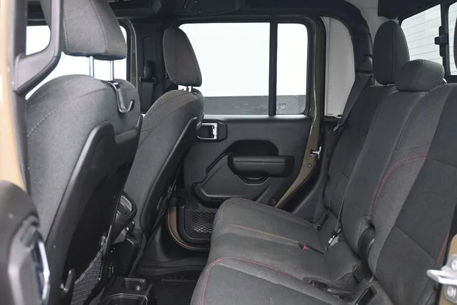 Certified Used 2025 41 Jeep Rubicon image 5