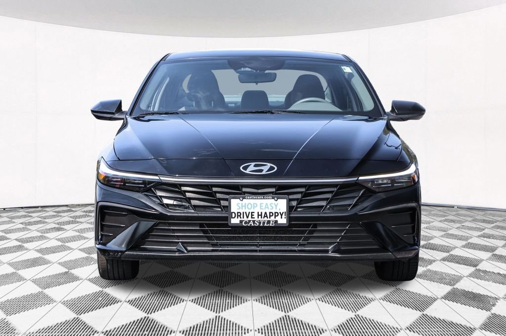 Certified Used 2024 Black Hyundai SEL image 9