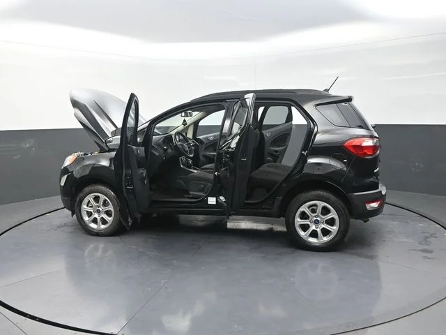 Used 2020 Black Ford SE image 42