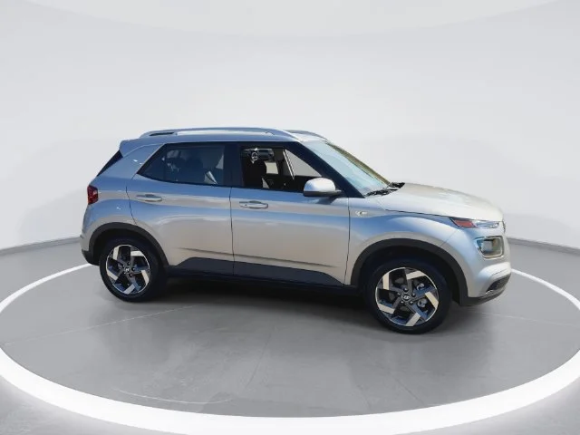 Used 2026 Silver Hyundai SEL image 2