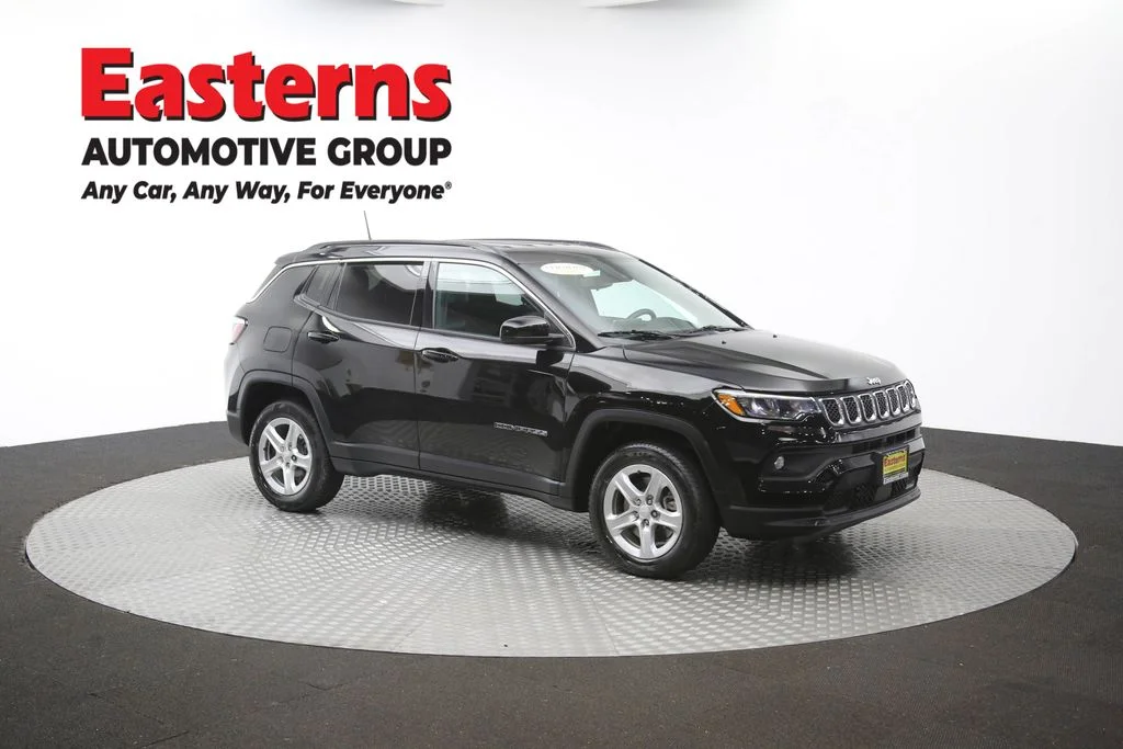 Used 2023 Black Jeep Latitude image 52