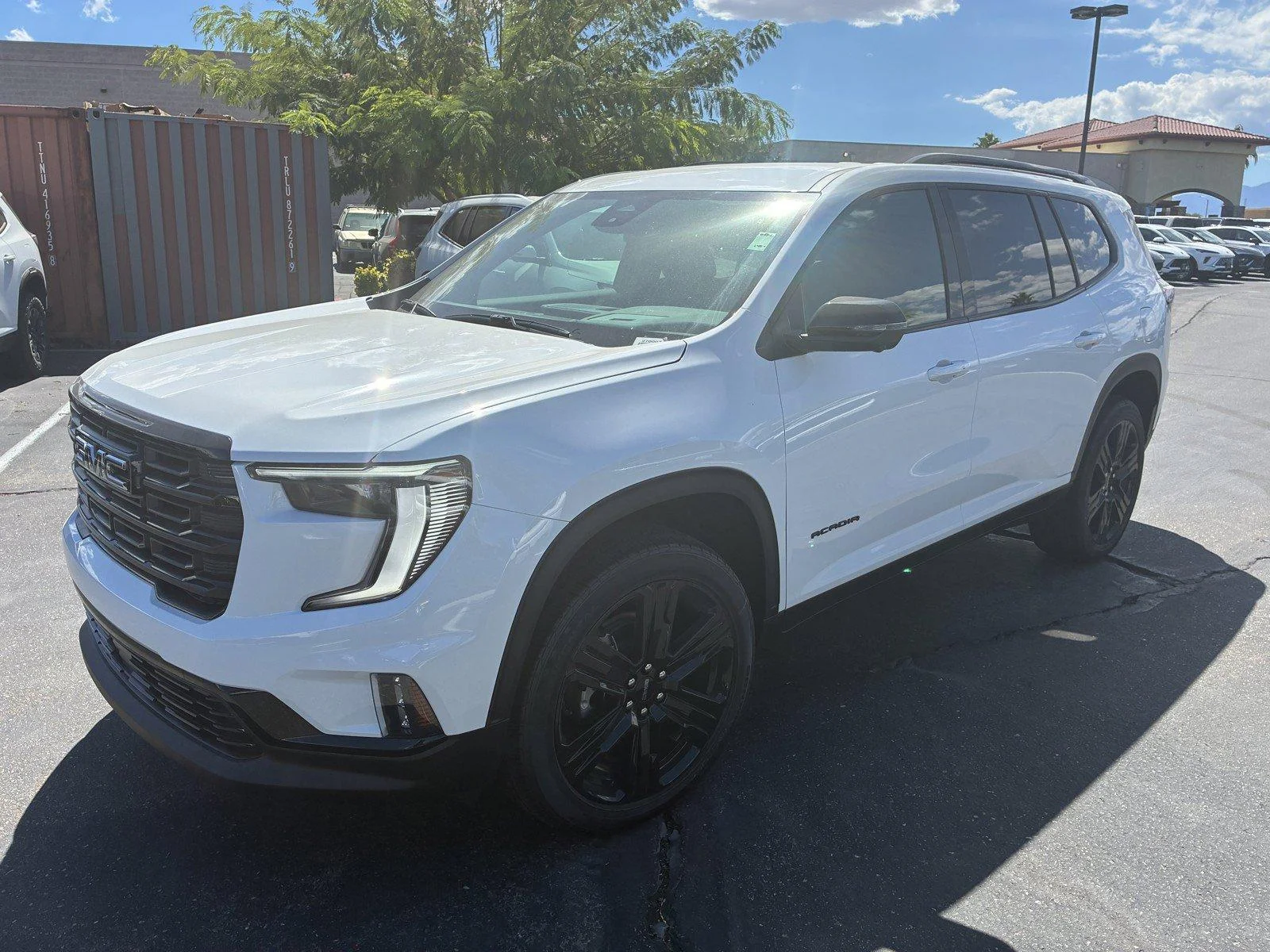 New 2027 Summit White GMC Elevation image 3