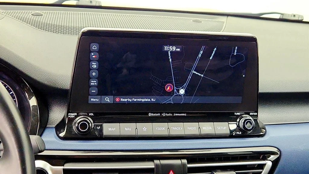 Used 2023 Starbright Yellow/Black Roof Kia S IVT AWD w/ Navigation Pkg & Illuminated Sills image 18