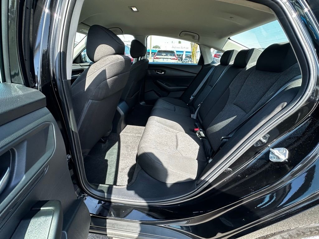 Used 2023  Honda LX image 18
