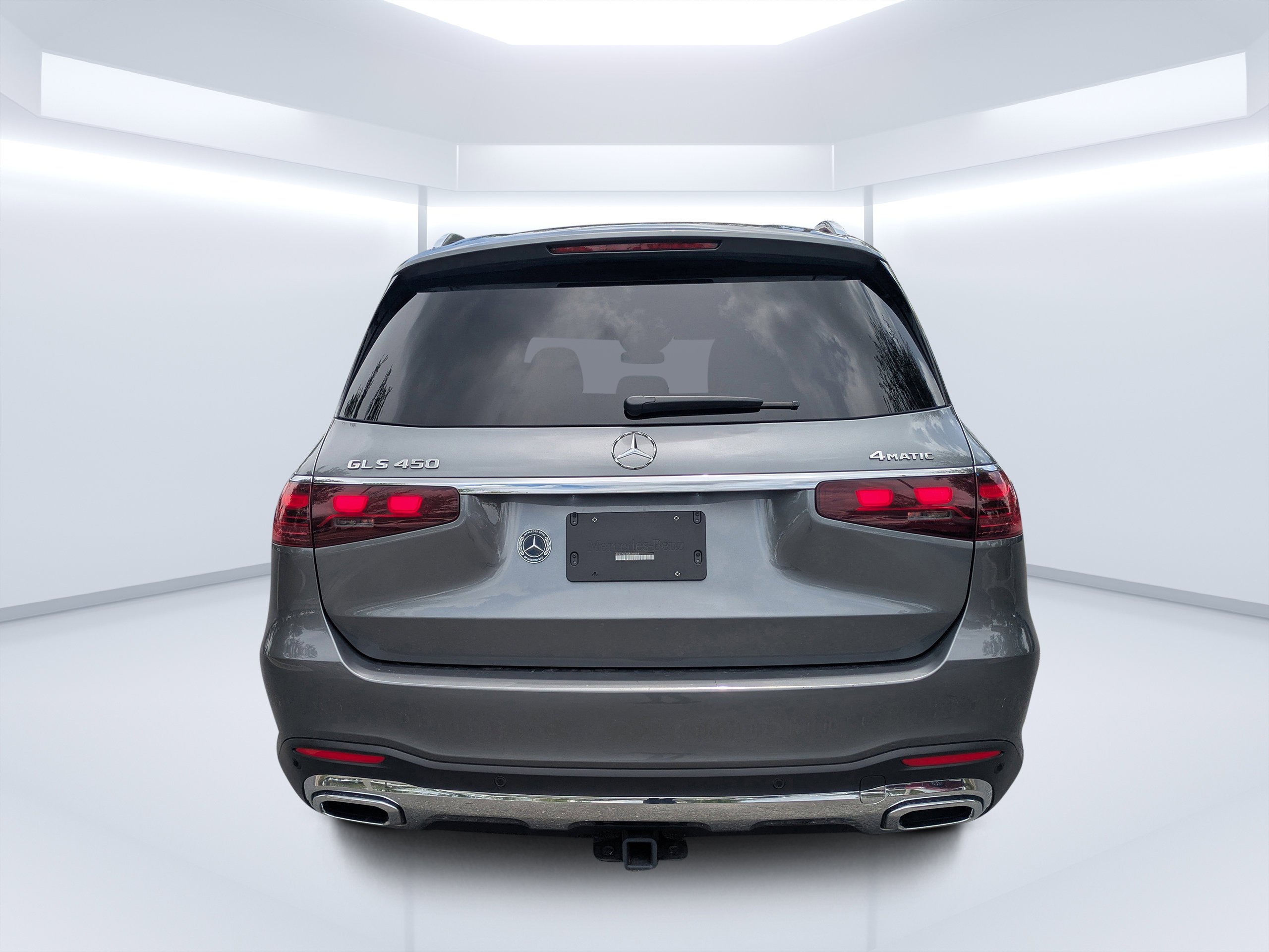 Certified Used 2025 Selenite Grey Metallic Mercedes-Benz GLS 450 image 4