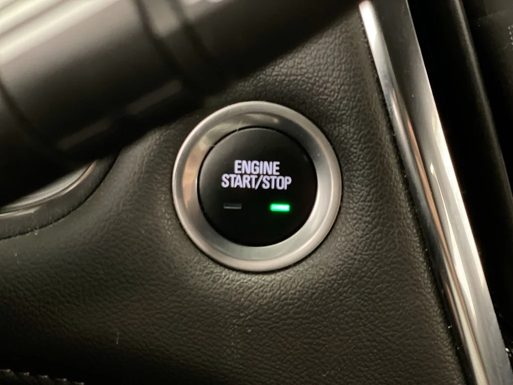 Used 2023 Mosaic Black Metallic Chevrolet LT Cloth image 17