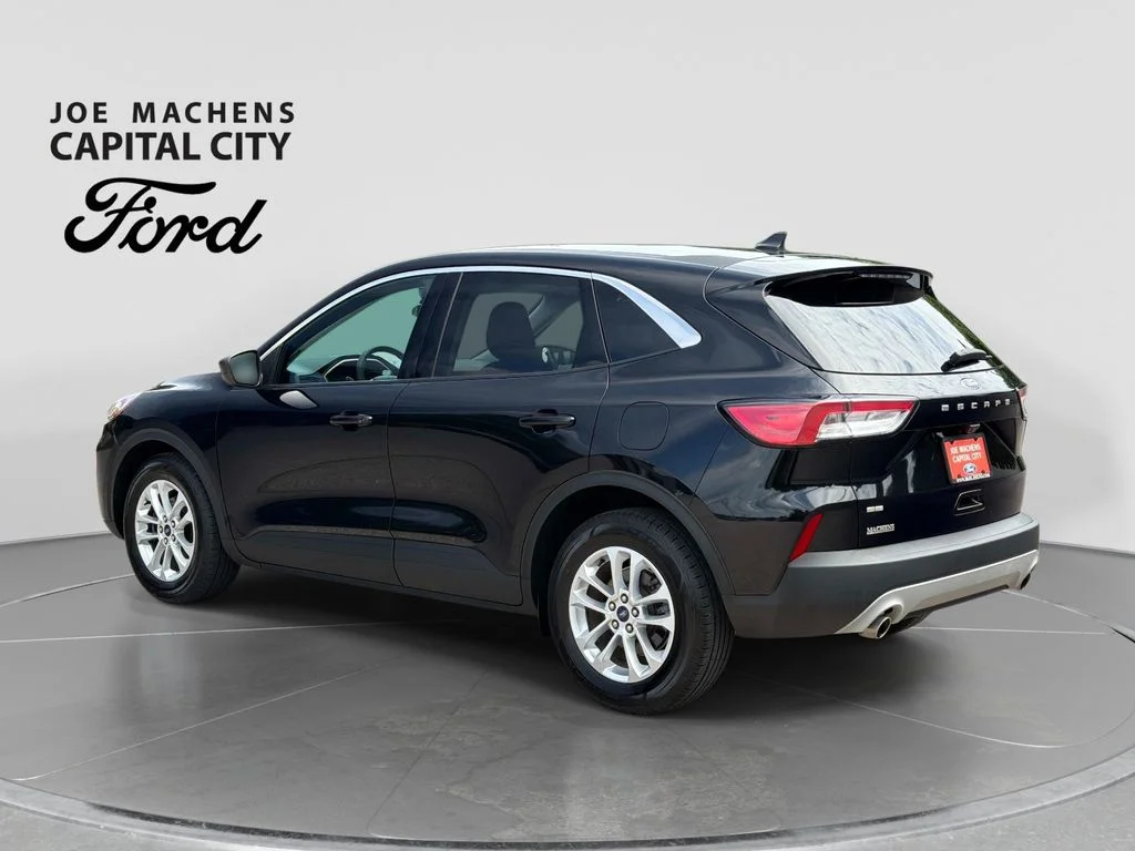 Used 2022 Agate Black Metallic Ford SE image 7