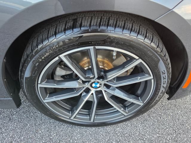 Used 2022 Gray BMW 330i image 11