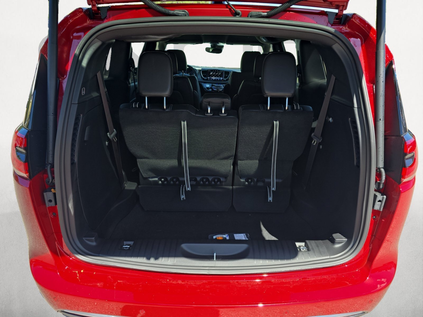 New 2027 Red Hot Pearlcoat Chrysler Select image 12