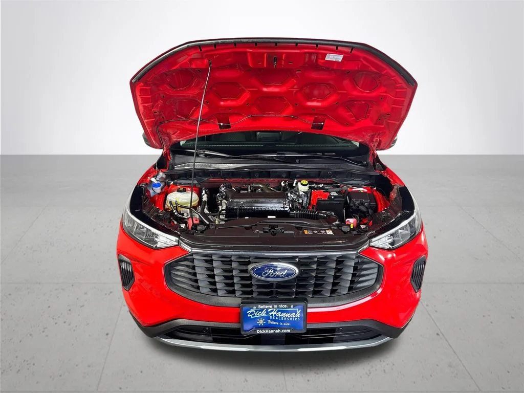 Used 2024 Red Ford Active image 21