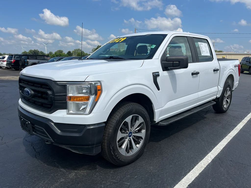 Used 2021 Oxford White Ford XL image 1