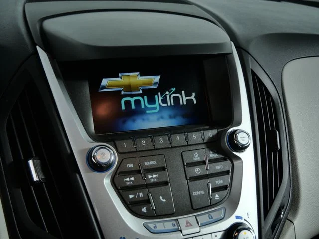 Used 2015 Black Chevrolet LT image 19