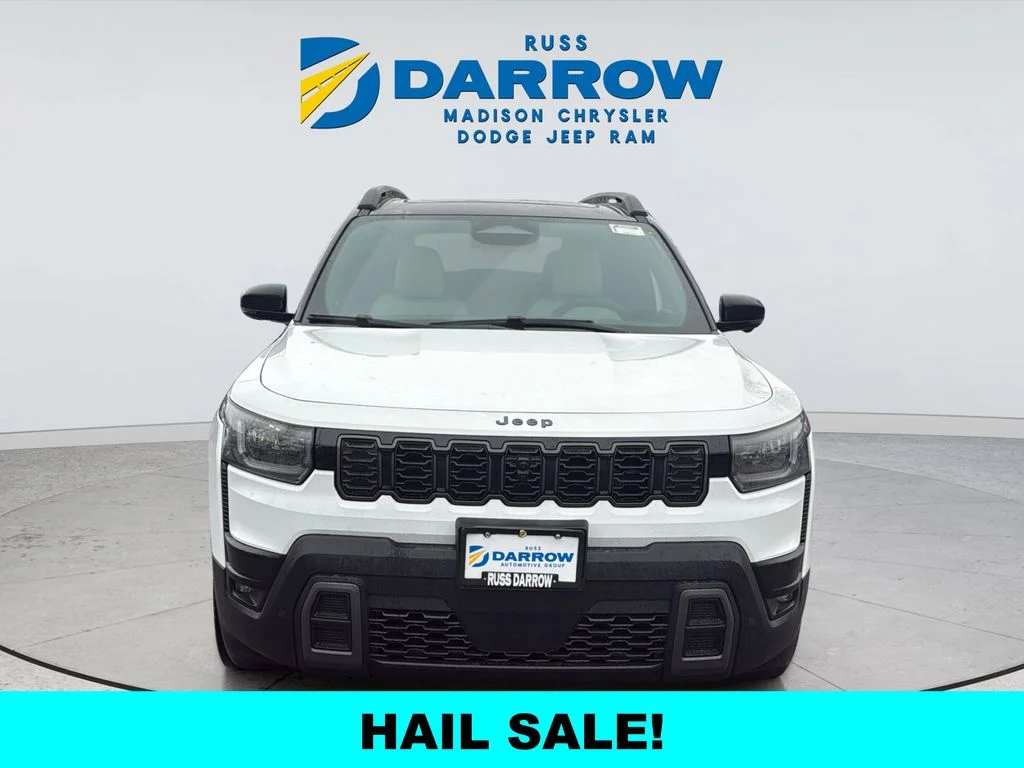 New 2026 Bright White Clear-Coat Exterior Paint Jeep Overland image 8