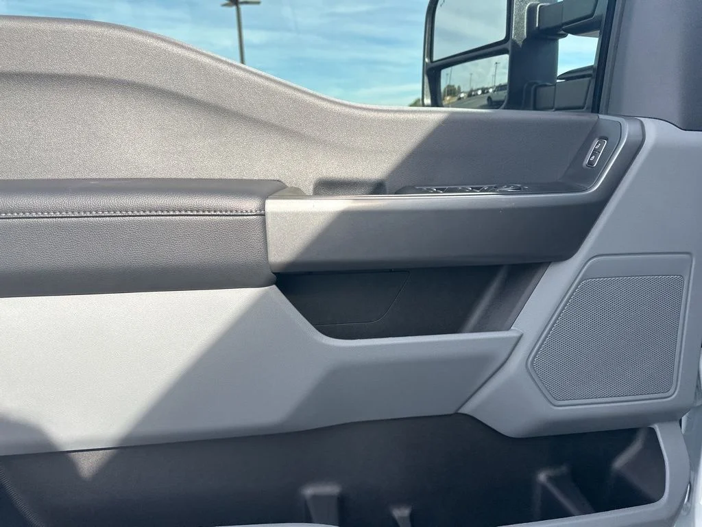 2026 Ford F-250 Super Duty XL - Photo 10