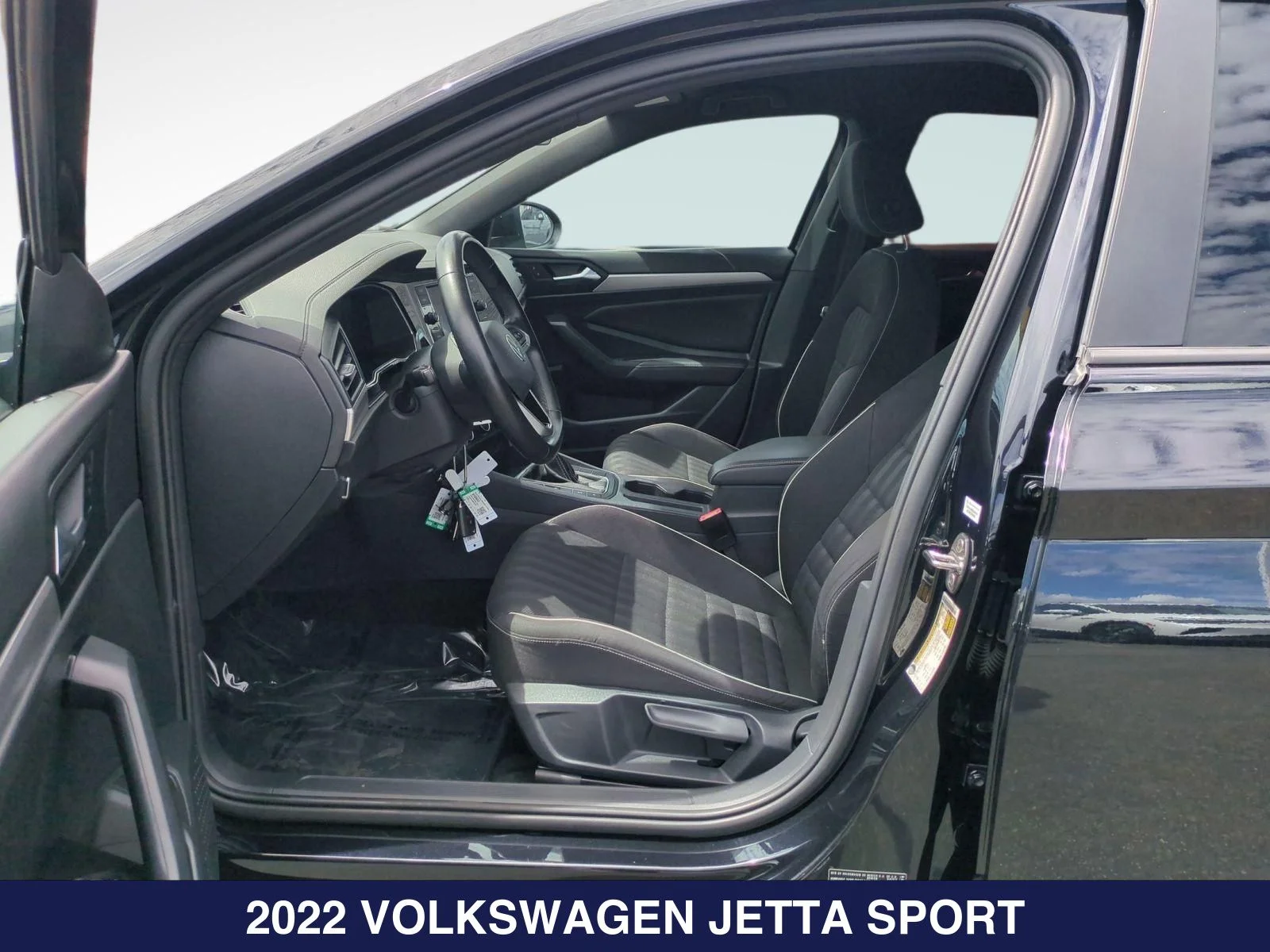 Used 2022 Black Volkswagen 1.5T Sport image 14