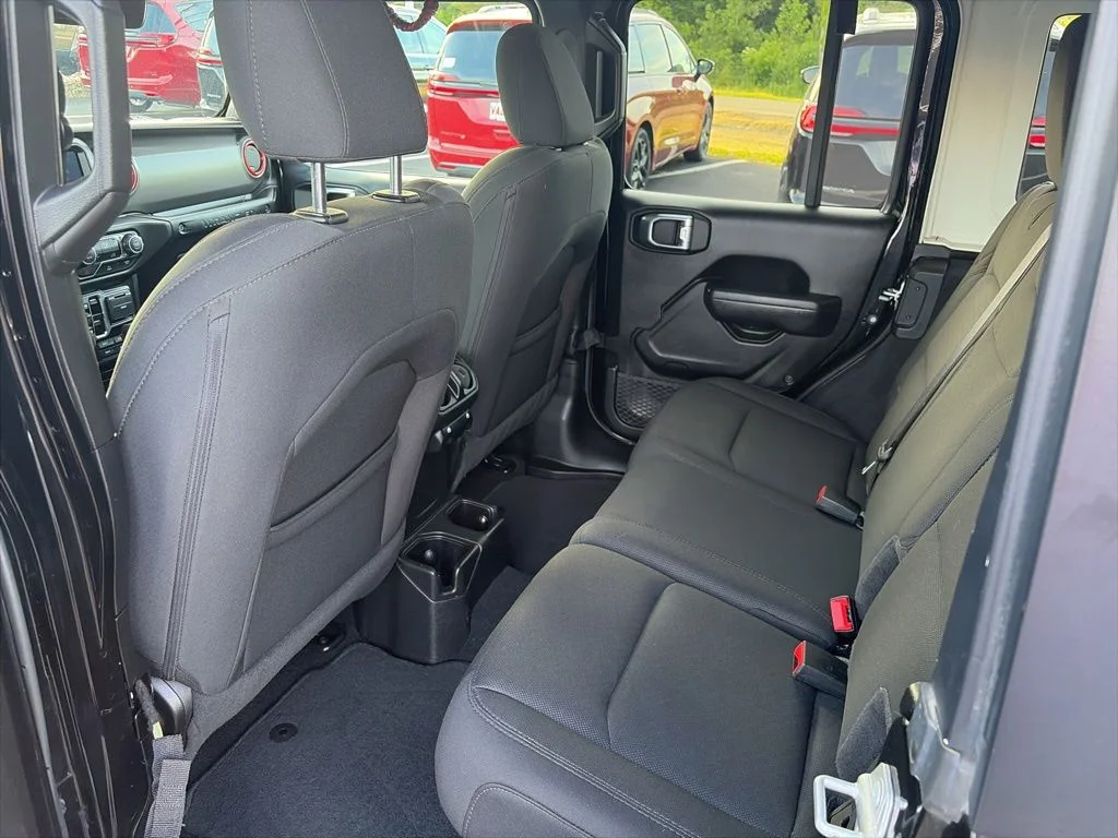 Certified Used 2022 Black Jeep Unlimited Sport S image 13