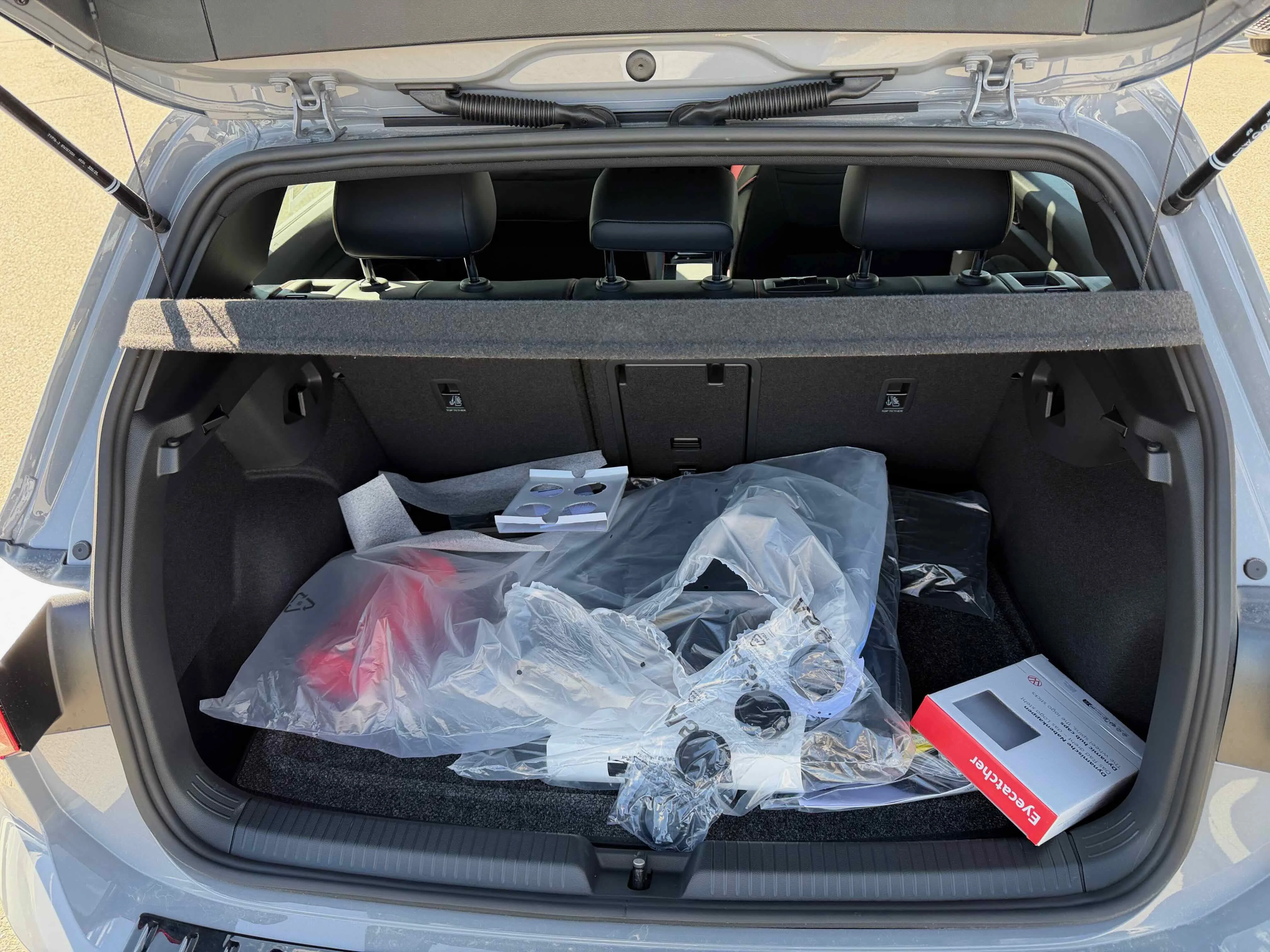 New 2026 Moonstone Volkswagen SE image 34