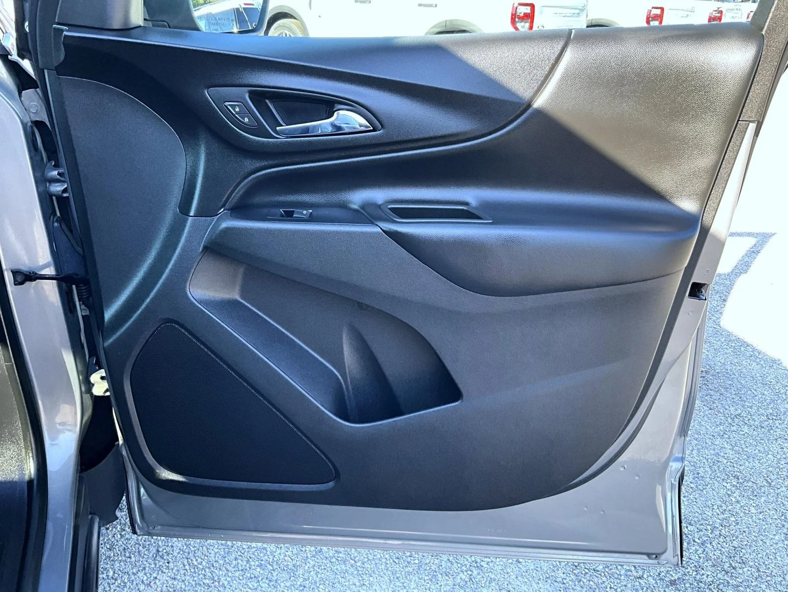 Used 2018 Gray Chevrolet LT image 19