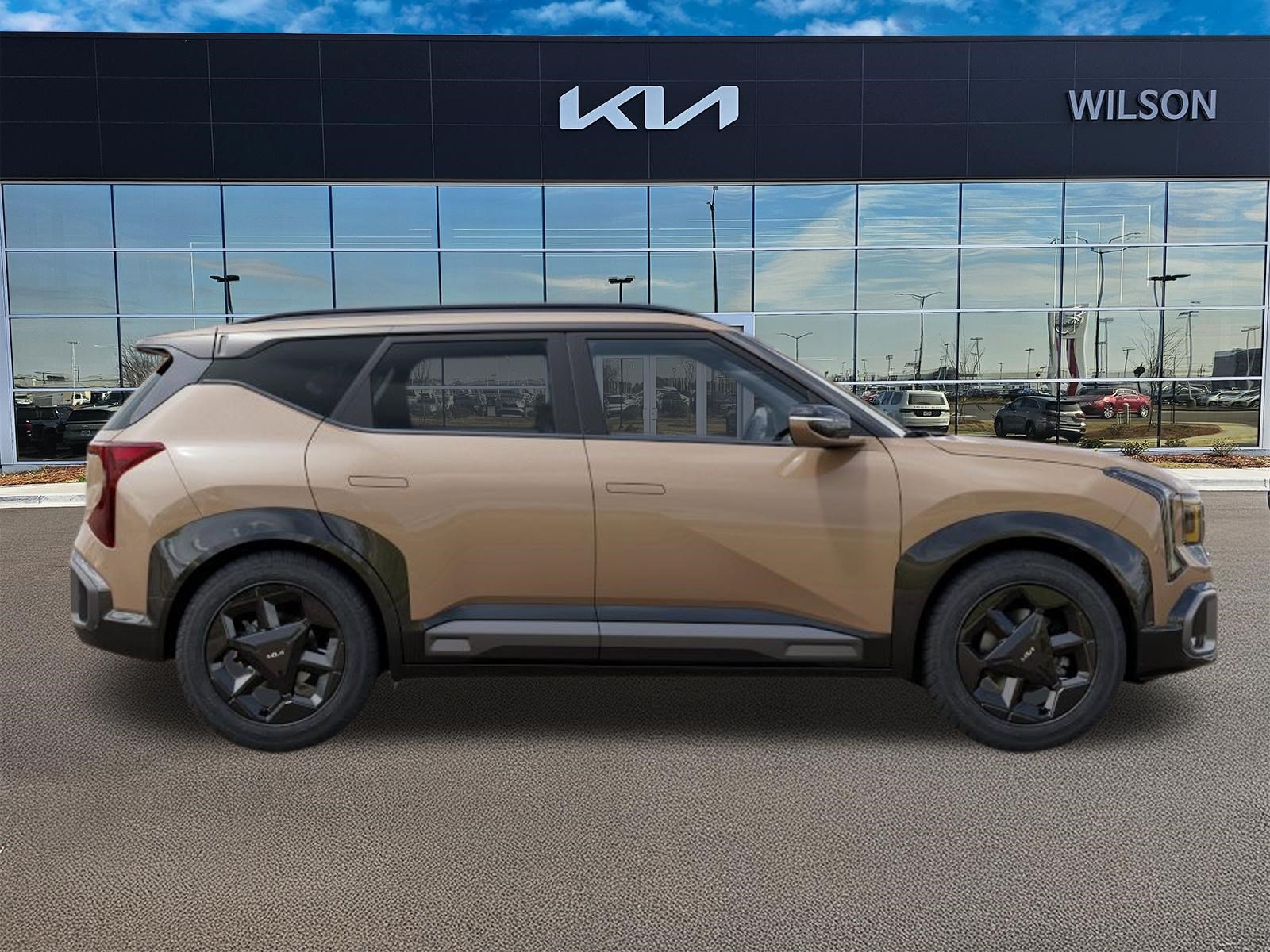 New 2027 Brown Kia X-Line S image 7