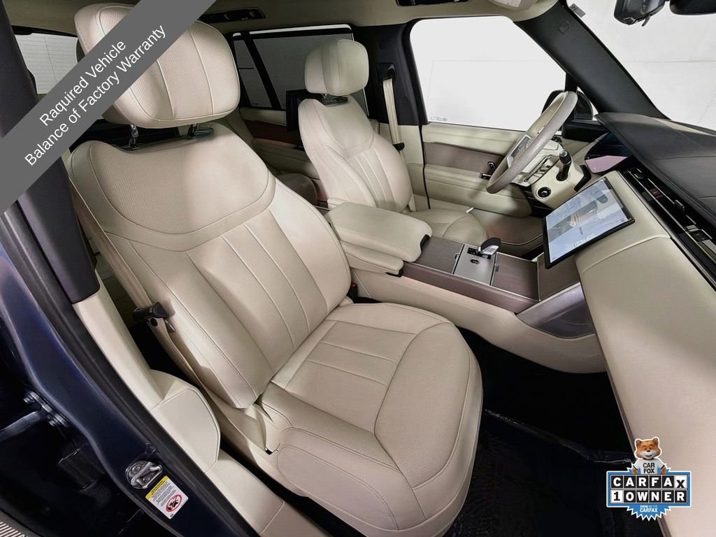 Used 2025 Varesine Blue Metallic Land Rover Autobiography image 31