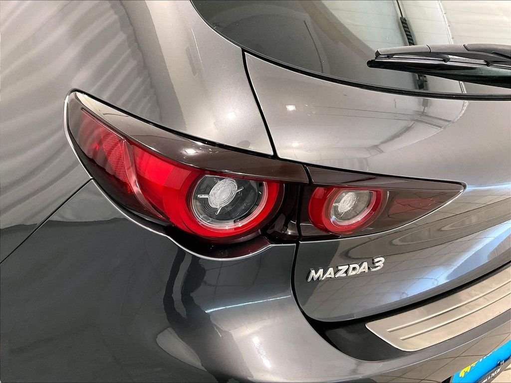 Used 2022 Machine Gray Metallic Mazda Preferred image 33