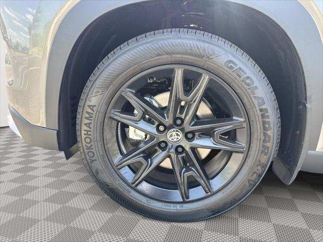 Certified Used 2026 Heavy Metal Toyota MAX Limited image 9