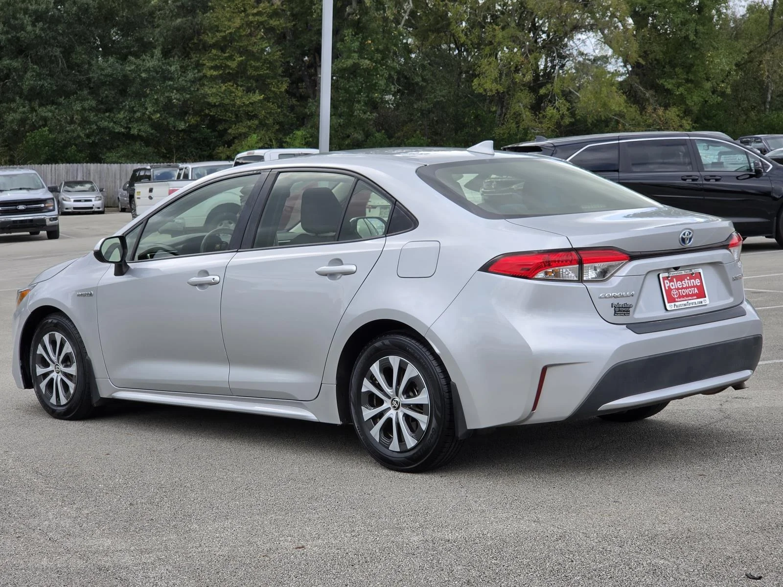 Used 2020 Silver Toyota Hybrid LE CVT (Natl) image 4