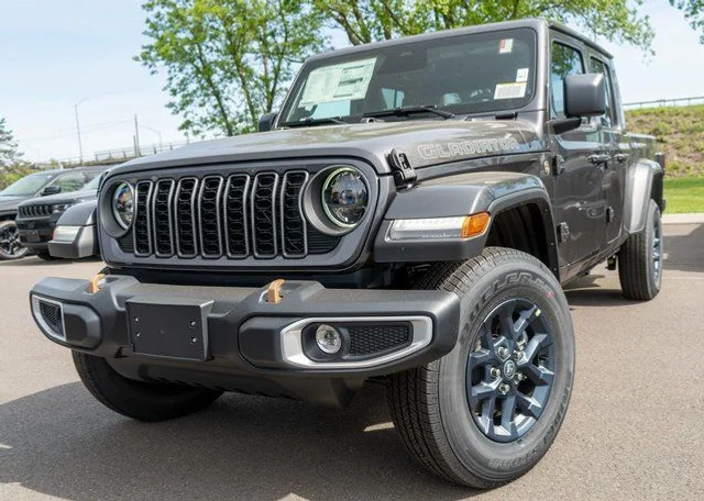 2026 Jeep Gladiator 85th Anniversary Edition