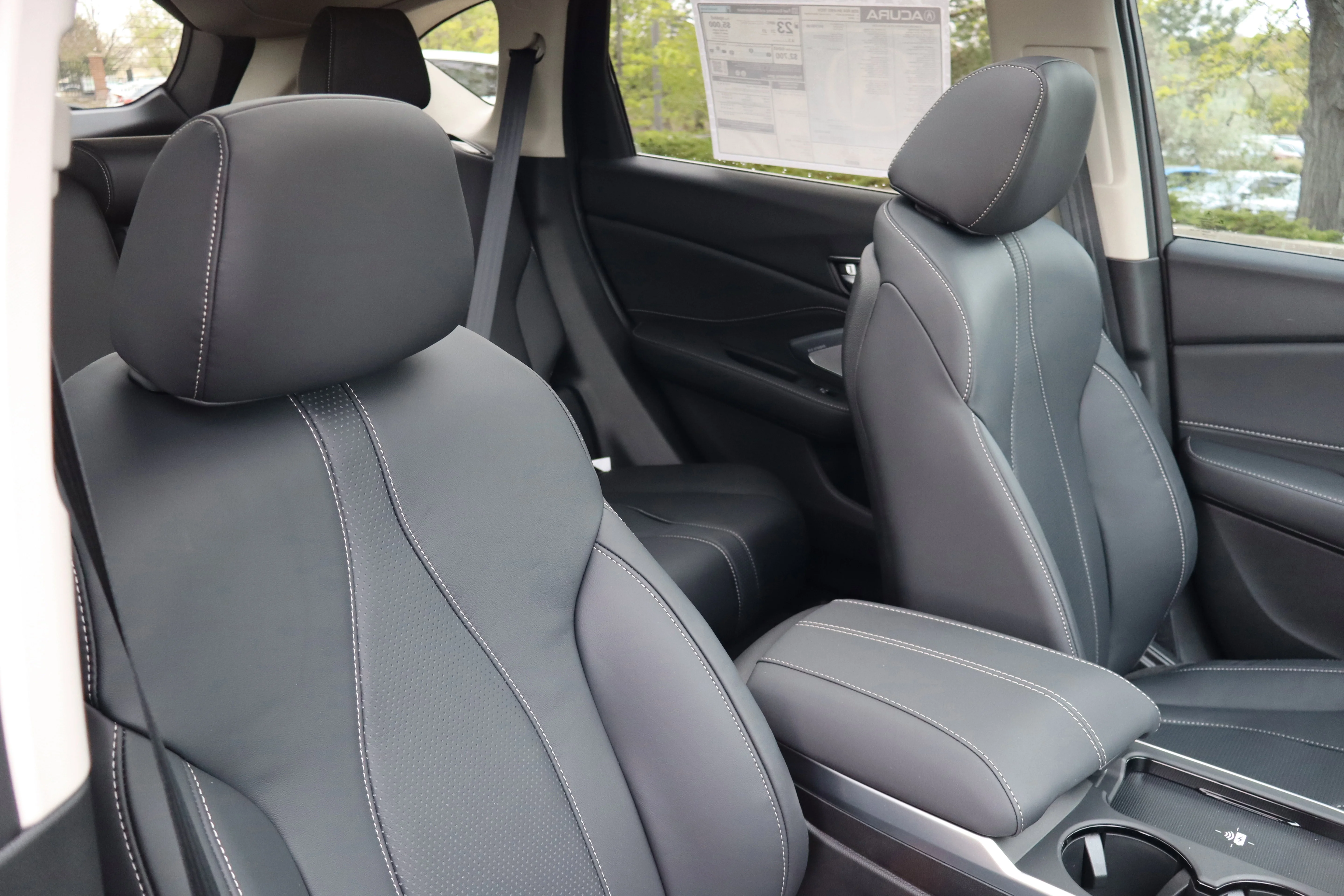 New 2026 Majestic Black Pearl Acura w/Technology Package image 34