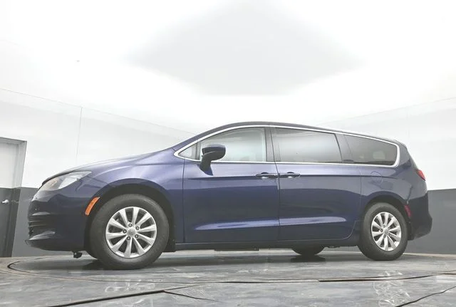 Used 2017 Blue Chrysler Touring image 45