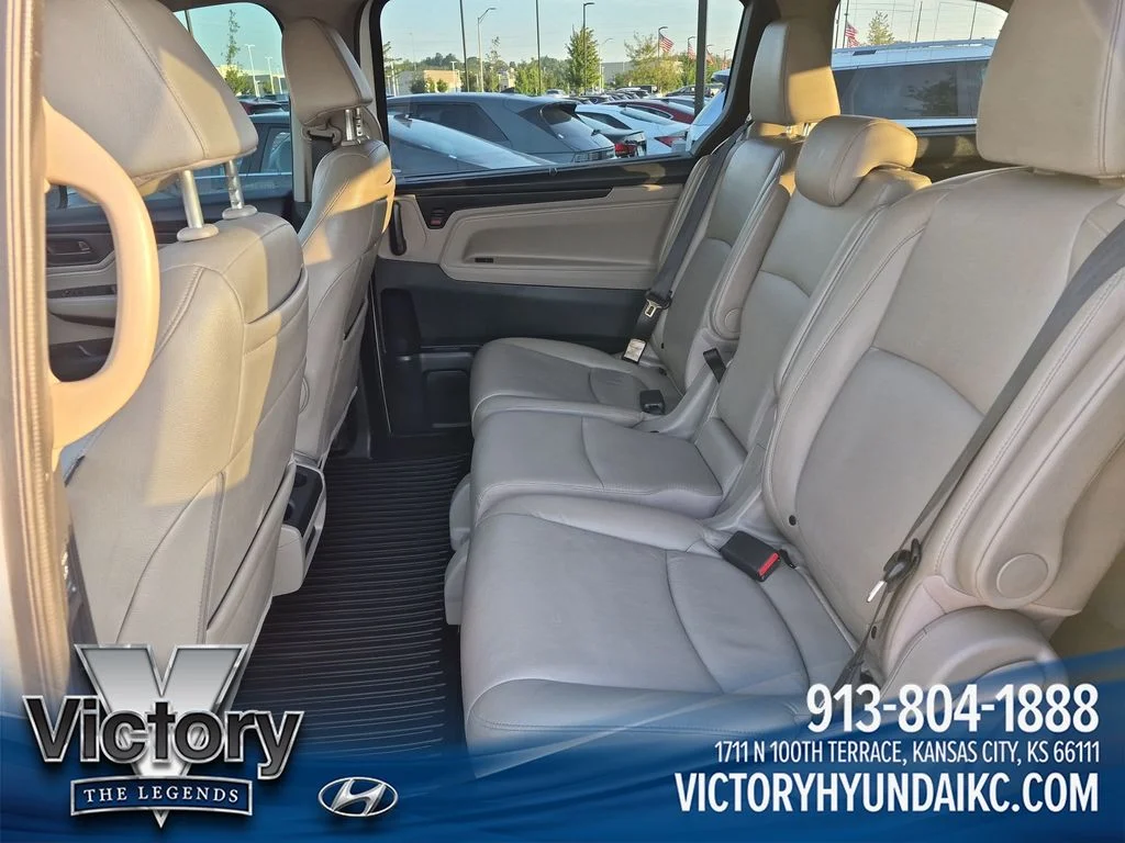Used 2018  Honda EX-L image 25