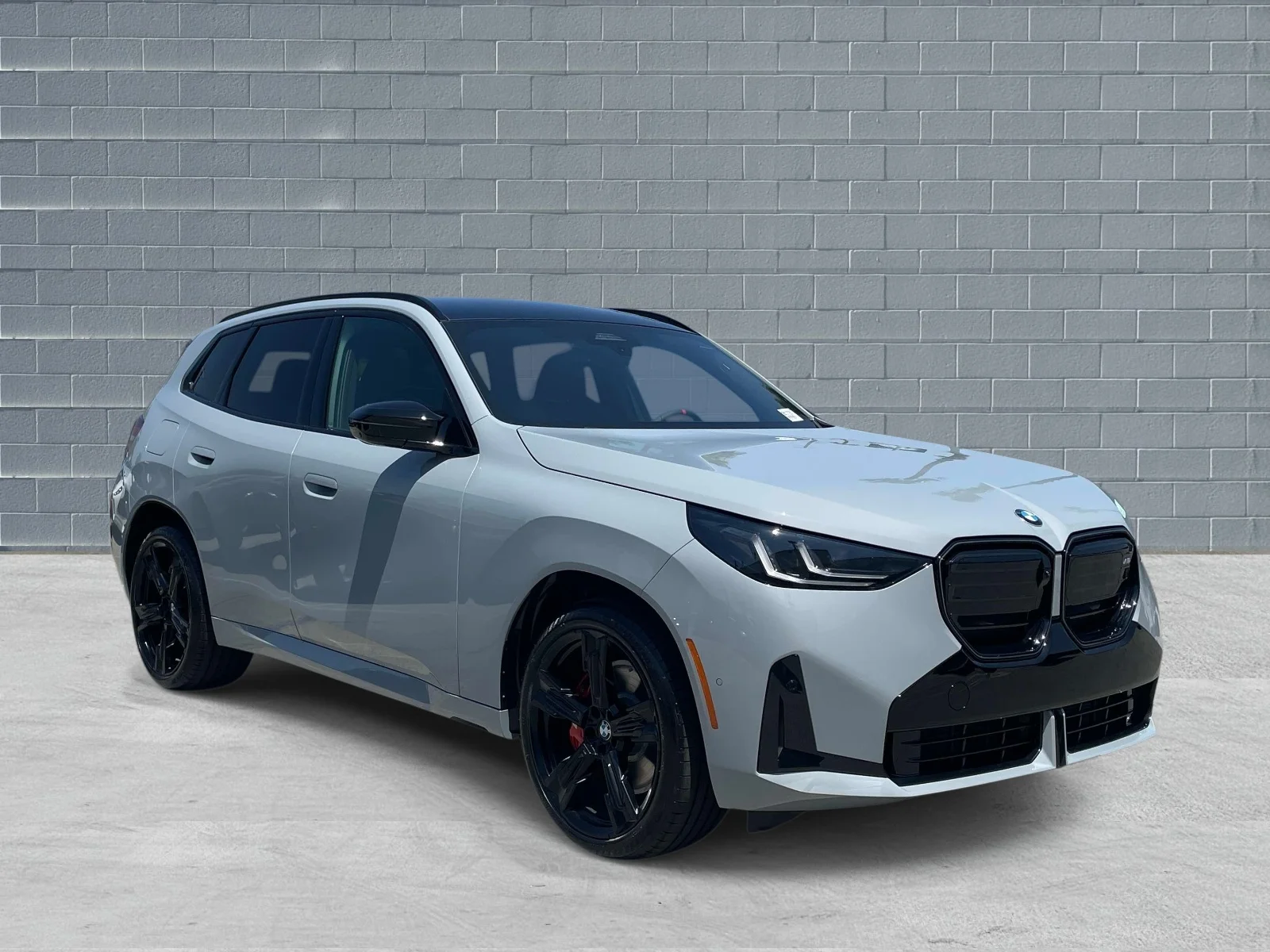 New 2026 Brooklyn Grey Metallic BMW M50 xDrive image 1