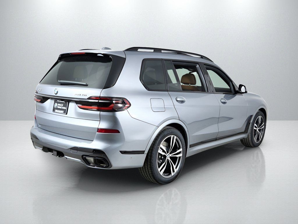 Used 2026 Gray BMW xDrive40i image 10