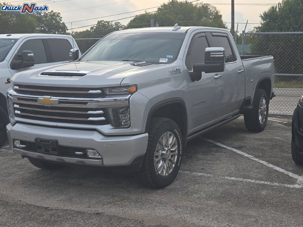 Used 2022 SILVER ICE METALLIC Chevrolet High Country image 3