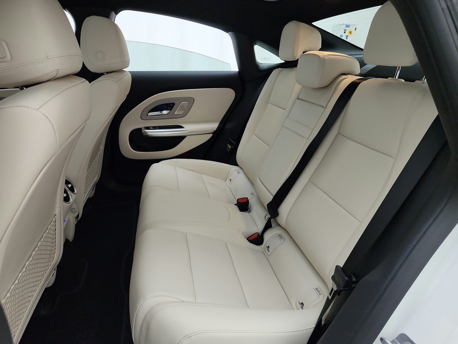New 2027 Polar White Mercedes-Benz CLA 250+ Electric RWD image 11