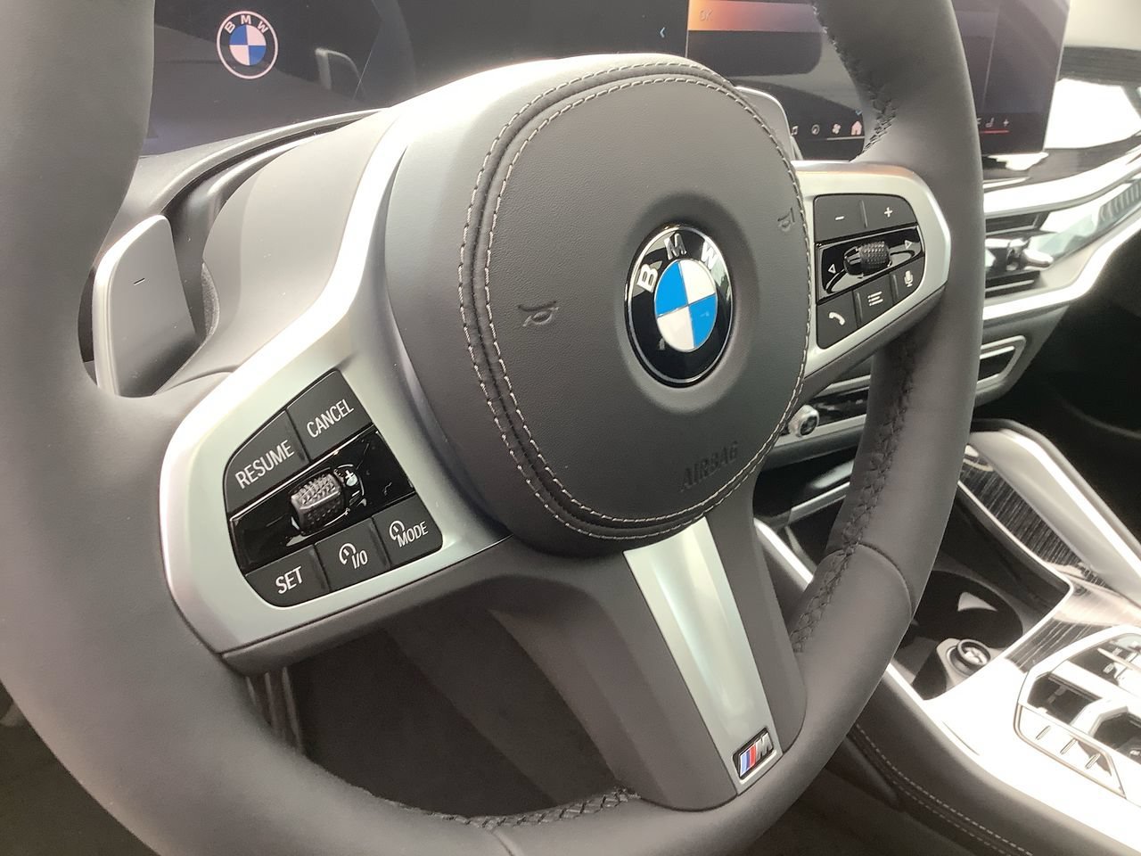 New 2027 Black Sapphire Metallic BMW xDrive40i image 22