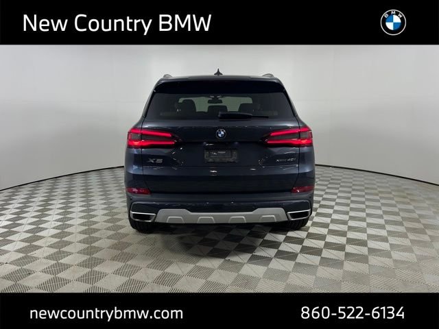 Used 2021 Arctic Grey Metallic BMW xDrive40i image 6